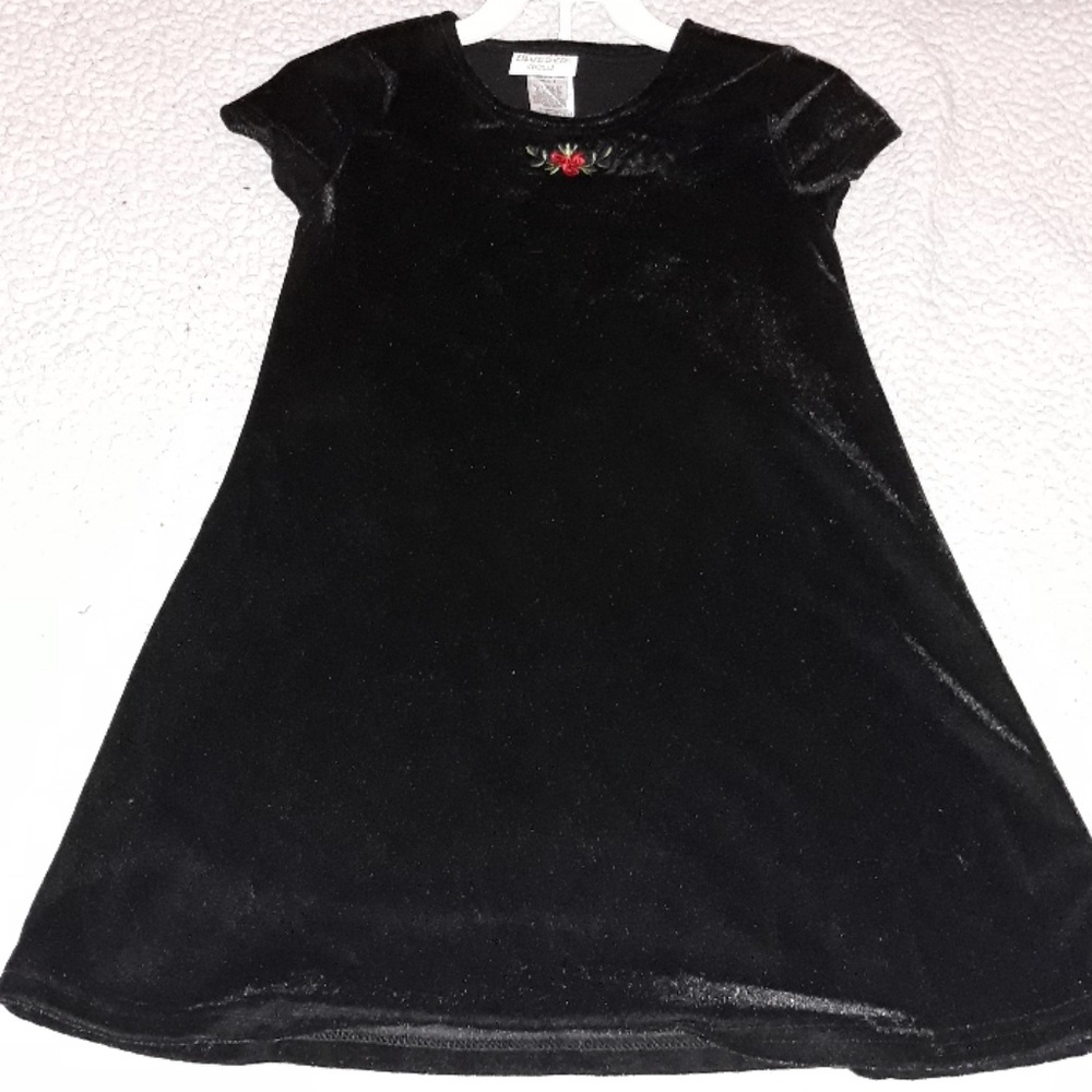 GIRLS SIZE 6 BLACK VELVET DRESS